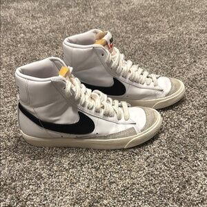 Nike Blazer Mid '77 High Top Sneakers White Black